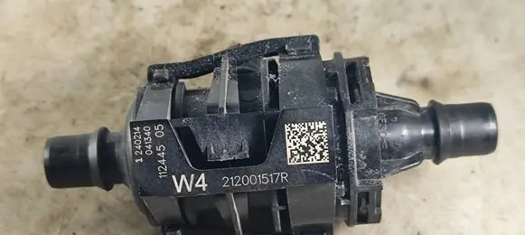 Thermostat/thermostat housing