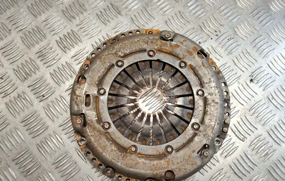 Volkswagen T-Roc Pressure plate 04C141025R