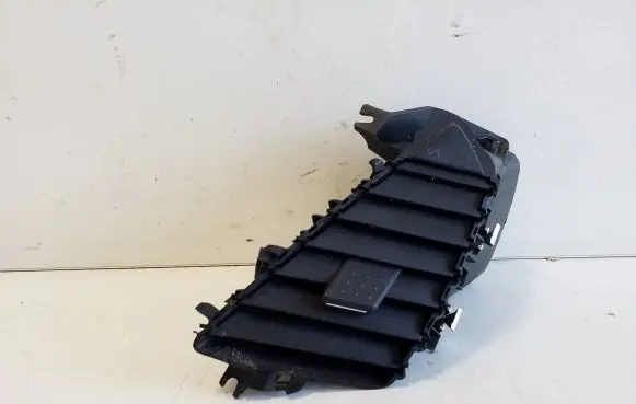 Ford Ecosport Dash center air vent grill 1527862XXX