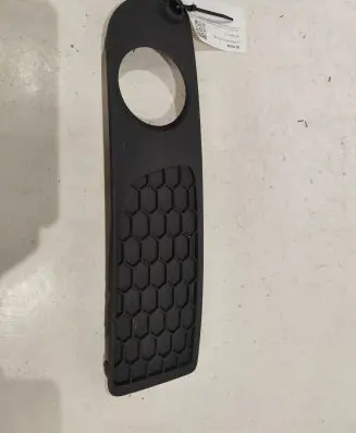 Volvo S80 Front bumper lower grill 30655930