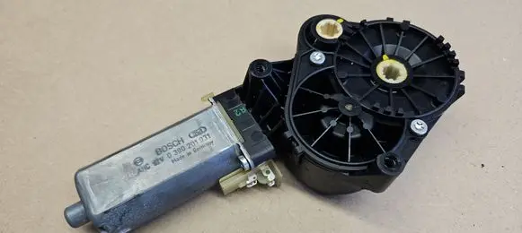 Mercedes-Benz SL R230 Seat adjustment motor A2158200242 0390201931 2158200242
