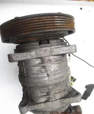 Mercedes-Benz Sprinter W906 Air conditioning (A/C) compressor (pump) 650363 10055063 1905202610