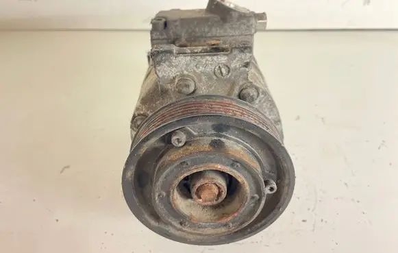 Skoda Octavia Mk2 (1Z) Air conditioning (A/C) compressor (pump)