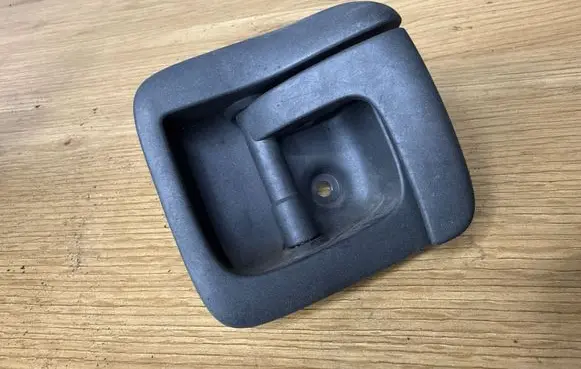 Volvo XC90 Engine bonnet (hood) release handle 30634786