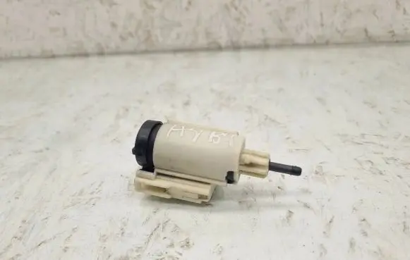 Audi A4 S4 B7 8E 8H Brake pedal sensor switch 8E0927189B