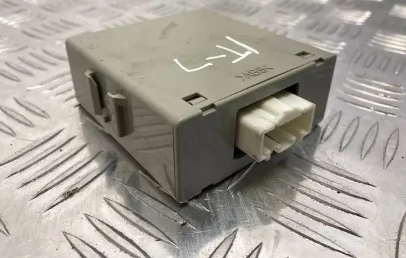 Peugeot 4007 Other devices 8631A676