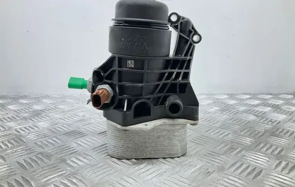 Volkswagen Golf VII Oil filter mounting bracket 03N115389A 03N117021