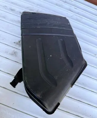 Audi A4 S4 B7 8E 8H Air intake duct part 8E0129617D