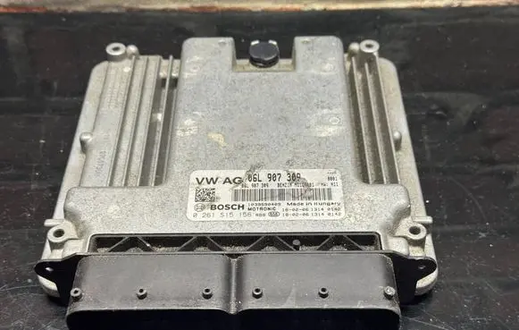 Audi A4 S4 B9 8W Engine control unit/module 06L907309 0261S15156