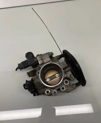Hyundai i20 (PB PBT) Throttle valve 3517026910 9600930006 3515003000