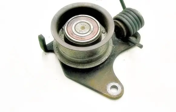 Hyundai H200 Timing belt tensioner 7037980482