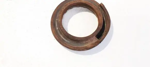 Mazda 3 I Front coil spring rubber mount 3n615599a 3n61-5599-a