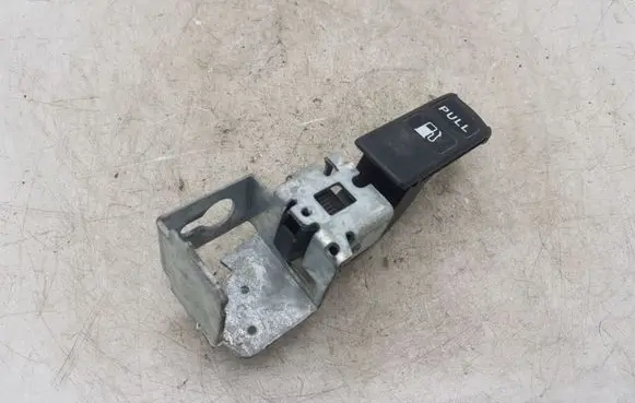 Honda Accord Fuel cap release pull handle NOCODE