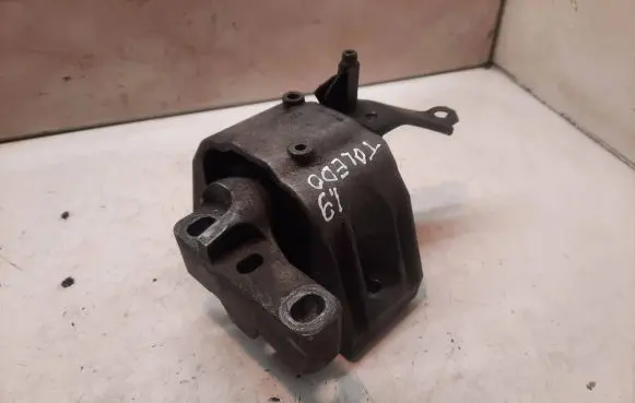 Seat Toledo II (1M) Engine mount bracket 1J0199262BF