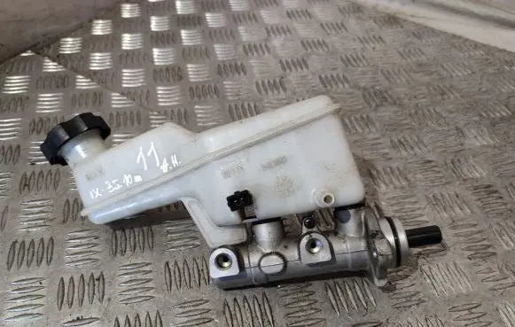 Hyundai ix35 Master brake cylinder