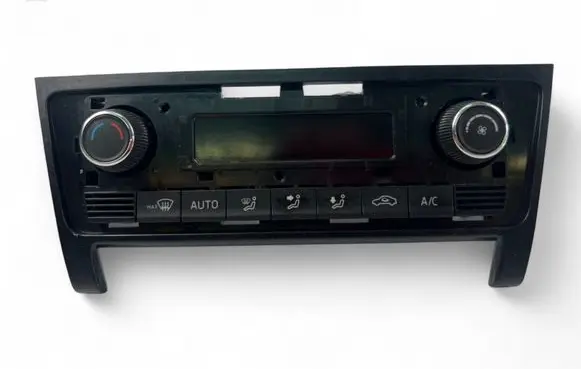 Skoda Rapid (NH) Interior fan control switch 5JA907044D