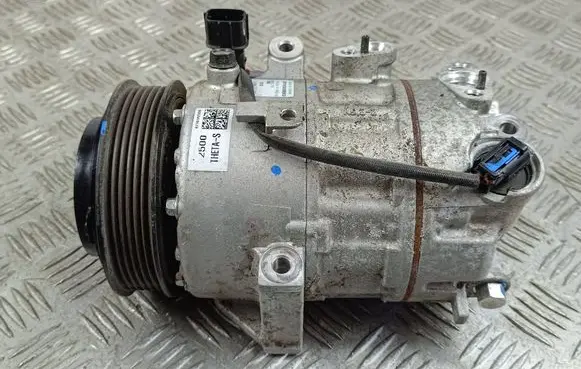 KIA Sorento IV Air conditioning (A/C) compressor (pump) 97701P2500 THETAS