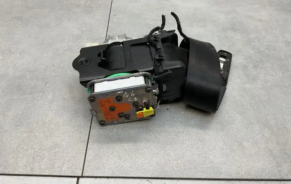 Audi A6 S6 C7 4G Front seatbelt 4G8857705B