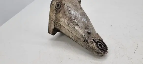 Mercedes-Benz E W124 Engine mounting bracket 6032232704 R6032232704