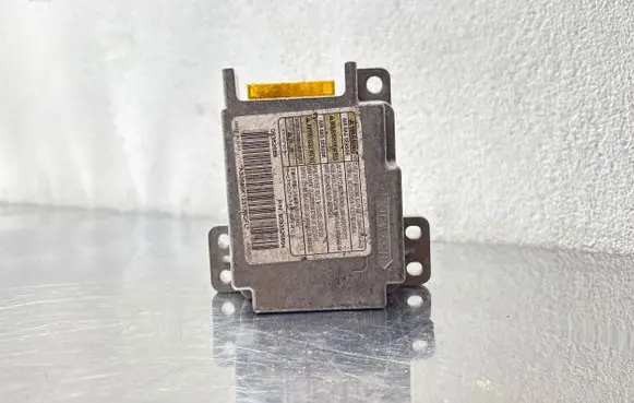 Opel Frontera B Airbag control unit/module 09352689 8093526894