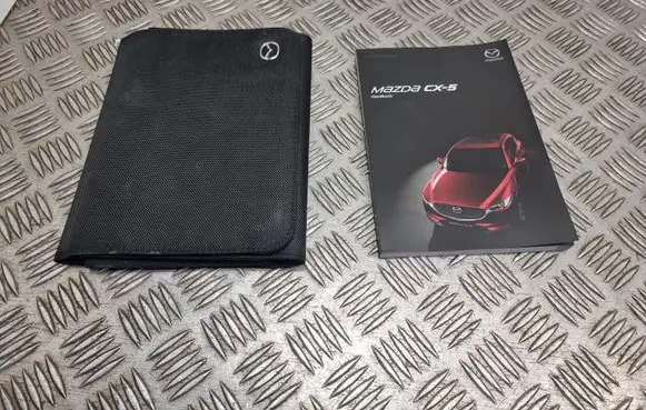 Mazda CX-5 II Owners service history hand book 