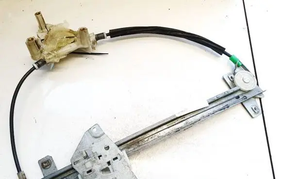 Mitsubishi Carisma Sliding door window regulator with motor