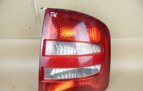 Rear/tail lights