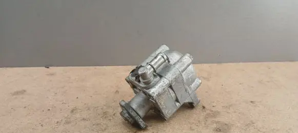 BMW 3 E46 Power steering pump 32416750111 6750111