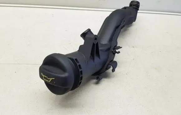 Peugeot Expert Oil fill pipe 9654733980