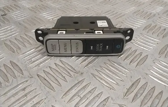 Nissan Leaf I (ZE0) Head unit multimedia control 3ND0B210492