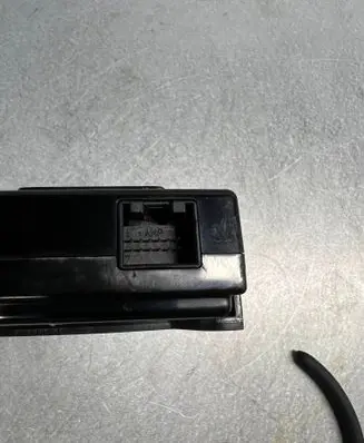 Volkswagen Golf VI USB control unit 1000003004
