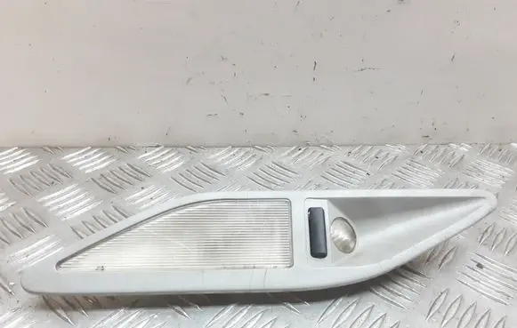 BMW 5 E39 Rear seat light 39820104