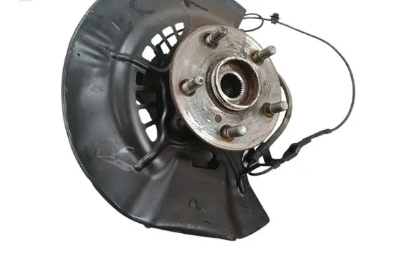 Toyota RAV 4 (XA50) Front wheel hub