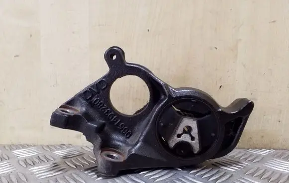 Peugeot 3008 I Engine mount bracket 9651493280