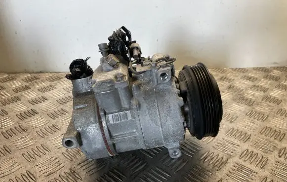Mercedes-Benz A W176 Air conditioning (A/C) compressor (pump) A0038304660