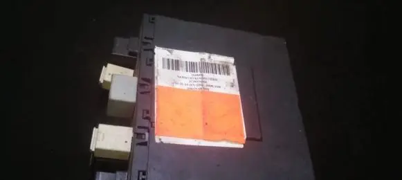 Volkswagen PASSAT B6 Comfort/convenience module 3c0937049h 28027754