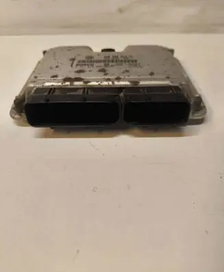Skoda Octavia Mk1 (1U) Engine control unit/module 038906012CL 28SA4726 0281010380
