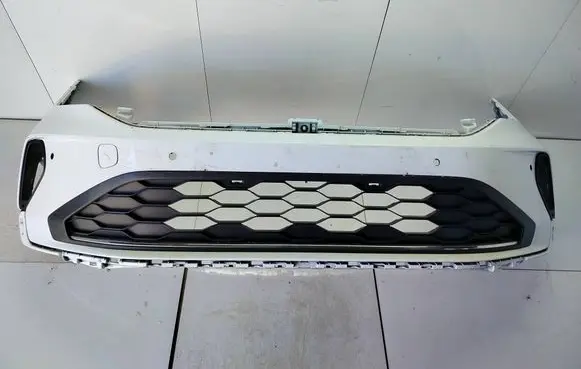 Volkswagen Taigo Front bumper 2G7807221C