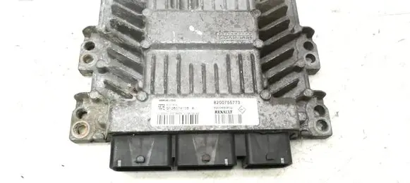 Renault Megane II Engine control unit/module 8200755773 S126074106A 8200680832