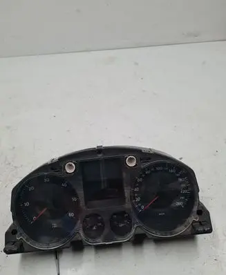 Volkswagen PASSAT B6 Speedometer (instrument cluster) 3145550