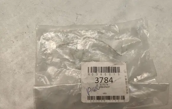 Porsche Macan (95B) Nuts/bolts N0385013