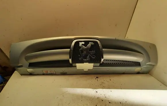 Peugeot Partner Front grill 9644758777