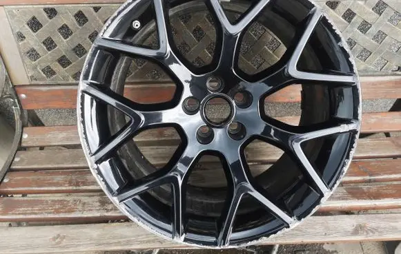 Jaguar F-Type R19 alloy rim 
