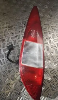 Ford Mondeo Mk III Rear/tail lights 1s7113405c