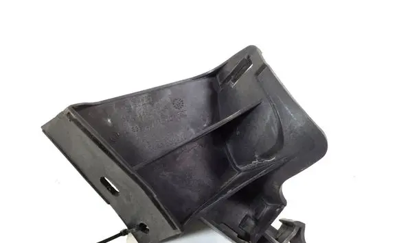 Mercedes-Benz Vito Viano W639 Other engine bay part A6395011320
