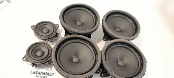 Volvo S90, V90 Front door high frequency speaker 31350426