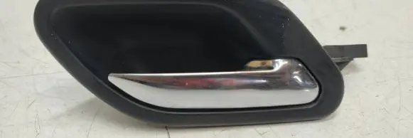 BMW 5 E39 Rear door interior handle 8226051