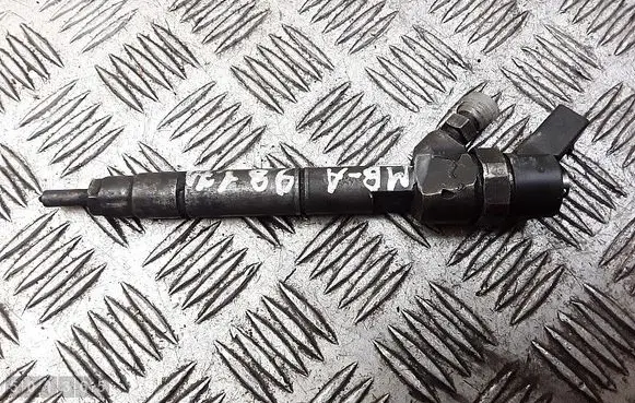 Mercedes-Benz A W168 Fuel injector 0445110015 a6680700287