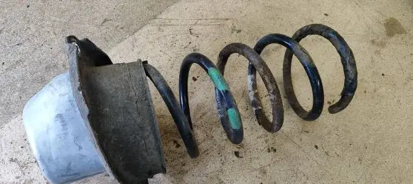 Volvo V70 Rear coil spring