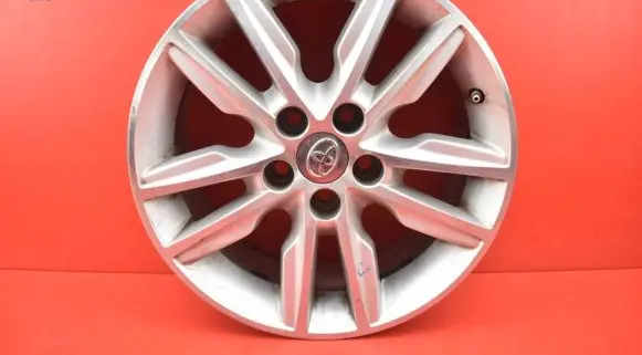 R18 alloy rim
